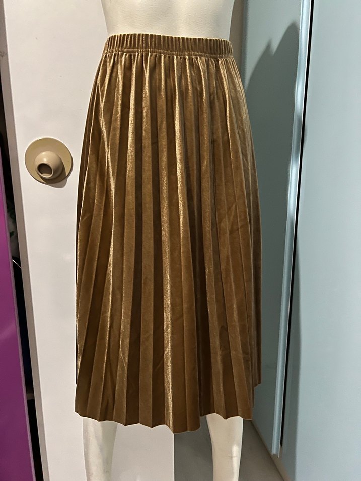 Bej Pileli Süet Uzun Etek - Görsel 2