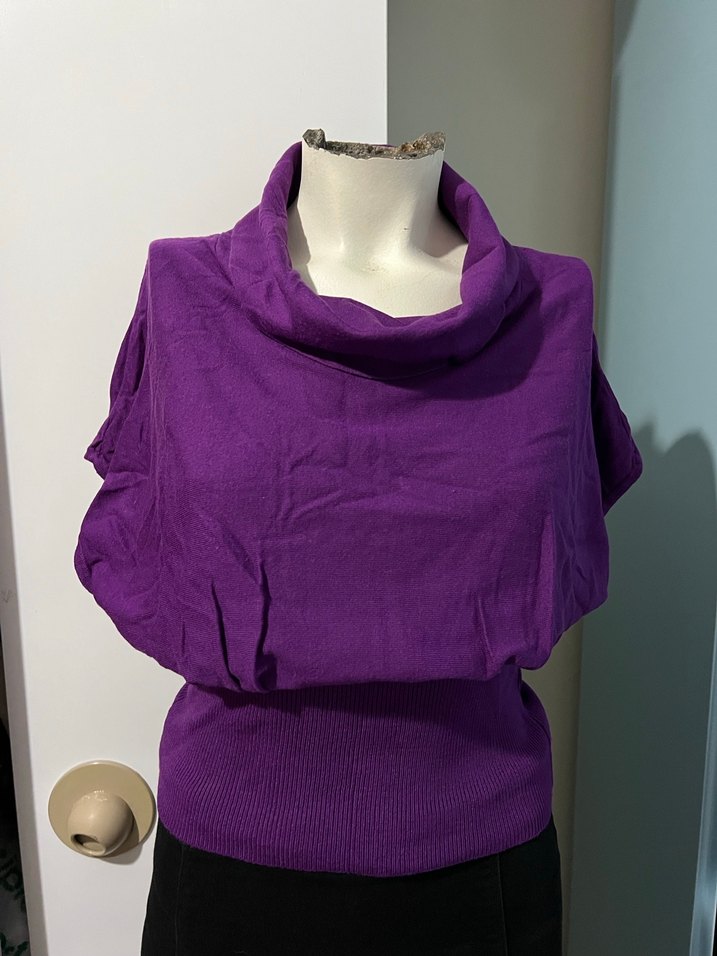 Mor Yüksek Yakalı Kolsuz Örgü Kadın Kazak - Görsel 4