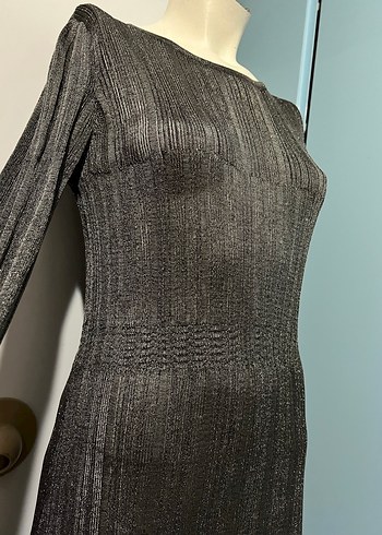 Gri Uzun Kollu Piliseli Uzun Elbise - Görsel 3