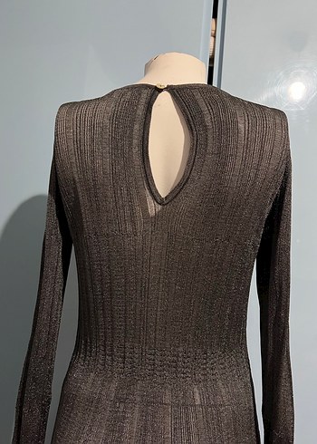 Gri Uzun Kollu Piliseli Uzun Elbise - Görsel 4