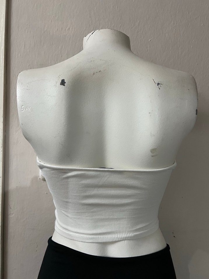 Beyaz Straplez Kadın Crop Top - Görsel 3