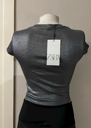 Gri V Yaka Kısa Fermuarlı Crop Top - Görsel 4