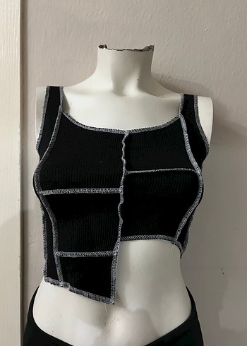Siyah Gri Dikişli Örgü Crop Top - Görsel 3