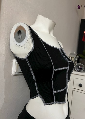 Siyah Gri Dikişli Örgü Crop Top - Görsel 4