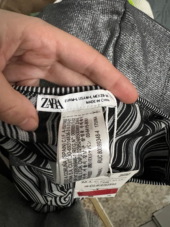 Gri Çizgili Straplez Crop Top - Görsel 4