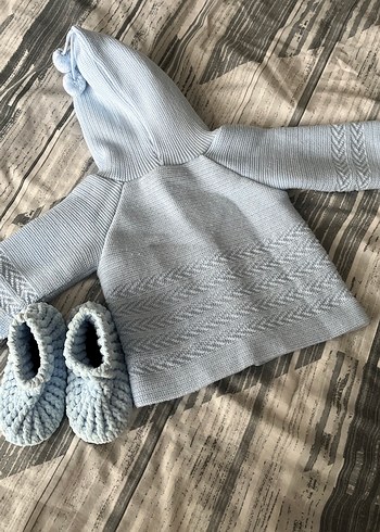 Kapüşonlu Gri Örgü Bebek Takımı - Görsel 2