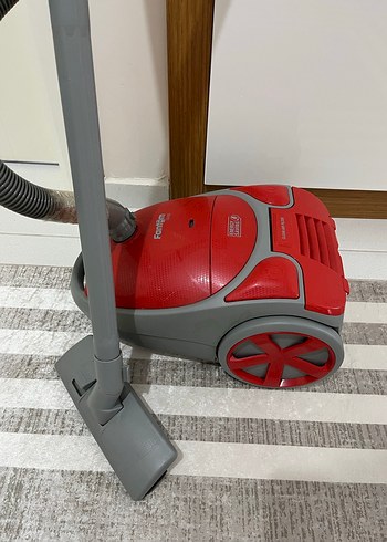 Kırmızı ve Gri Elektrikli Süpürge - Görsel 3