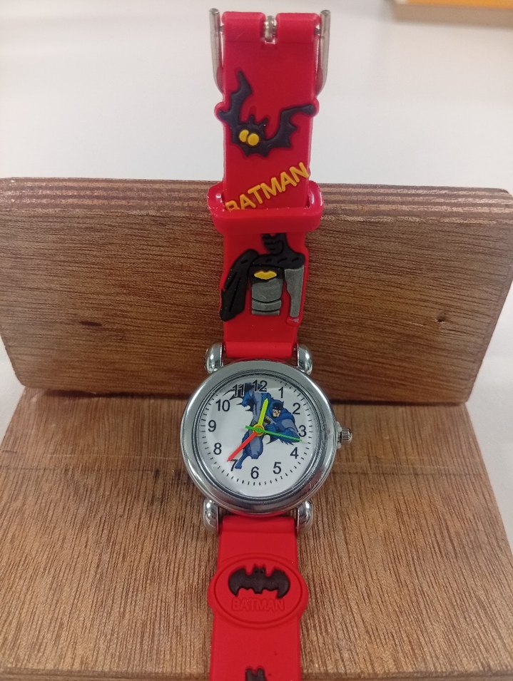 Kırmızı Batman Desenli Erkek Çocuk Kol Saati - Görsel 5