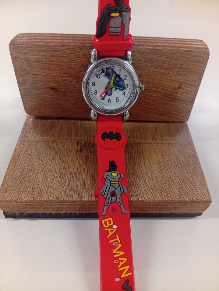 Kırmızı Batman Desenli Erkek Çocuk Kol Saati - Görsel 2