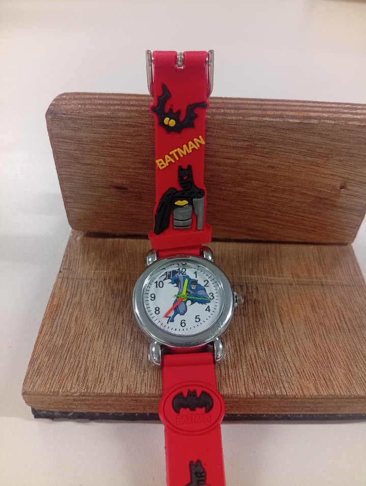 Kırmızı Batman Desenli Erkek Çocuk Kol Saati - Görsel 4
