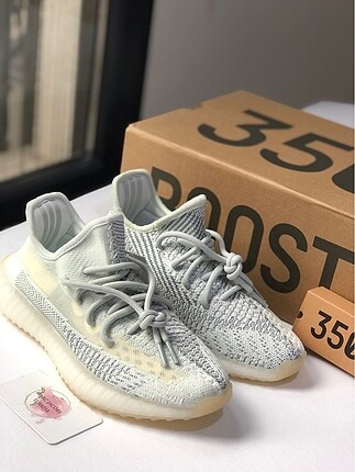 Adidas Yeezy Boost V2