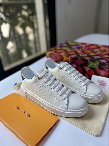 Louis vuitton sneaker