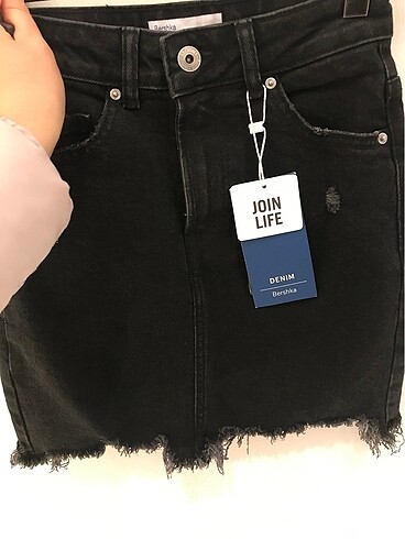 Bershka ETİKETLİ mini etek