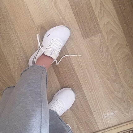 Orijinal Nike revolution