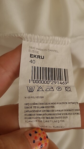 40 Beden Nikah veya sünnet düğünü annesine uygun. omuzu inci işlemeli,süt