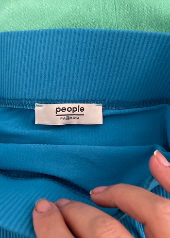 Mavi Esnek Midi Şort - Görsel 3