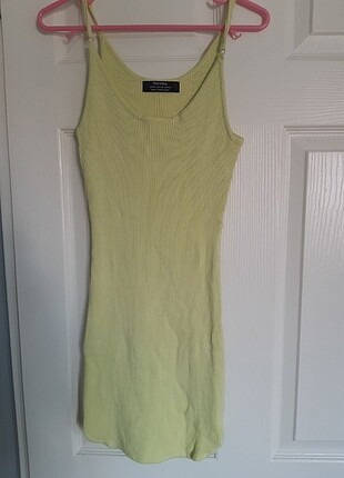 Bershka Elbise