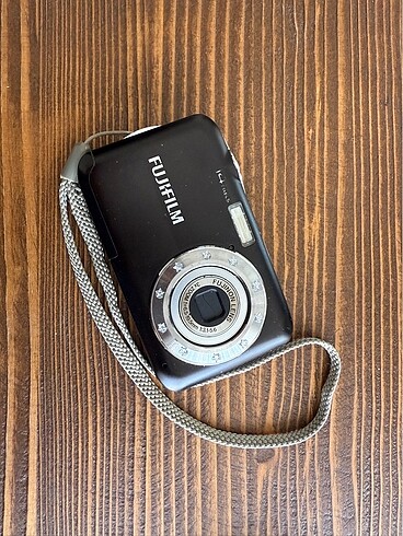 Fujifilm JV200 FOTOĞRAF MAKİNESİ