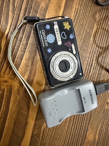Pentax Optio E85 Fotoğraf Makinesi