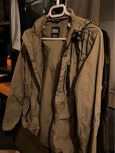Zara haki bomber