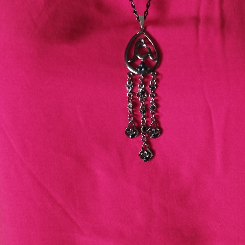 Zincir Detaylı 
 Gotik Kadın Kolye - Görsel 2