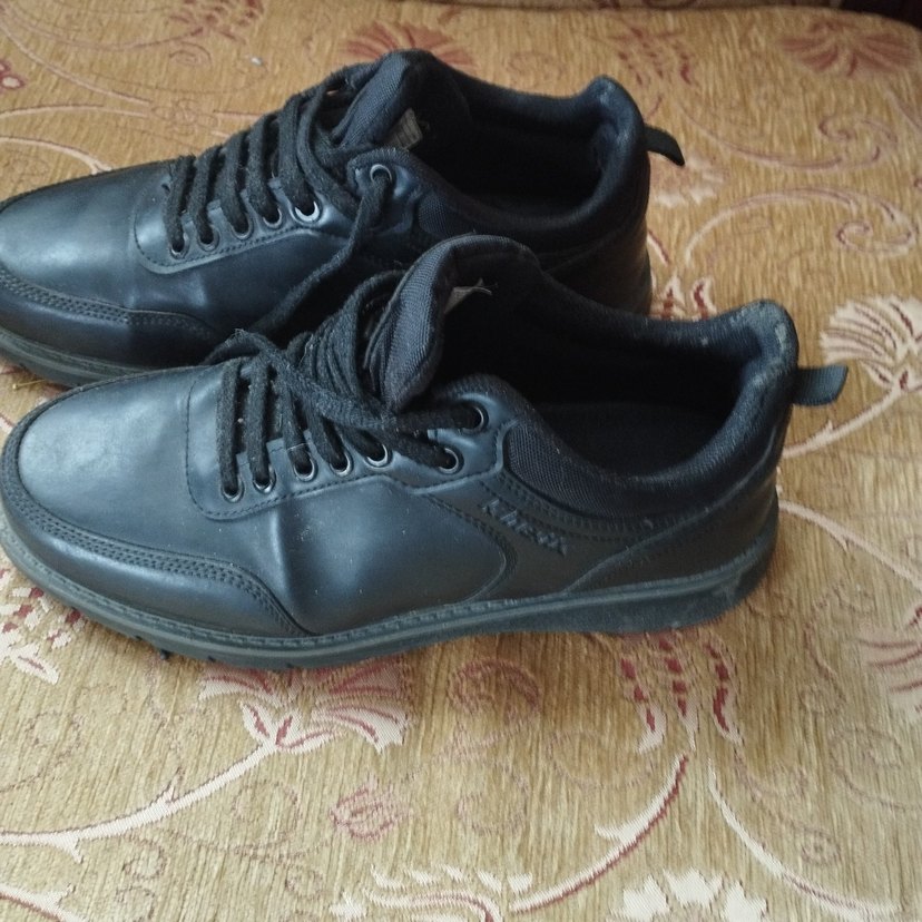 kısa erkek bot - Görsel 3