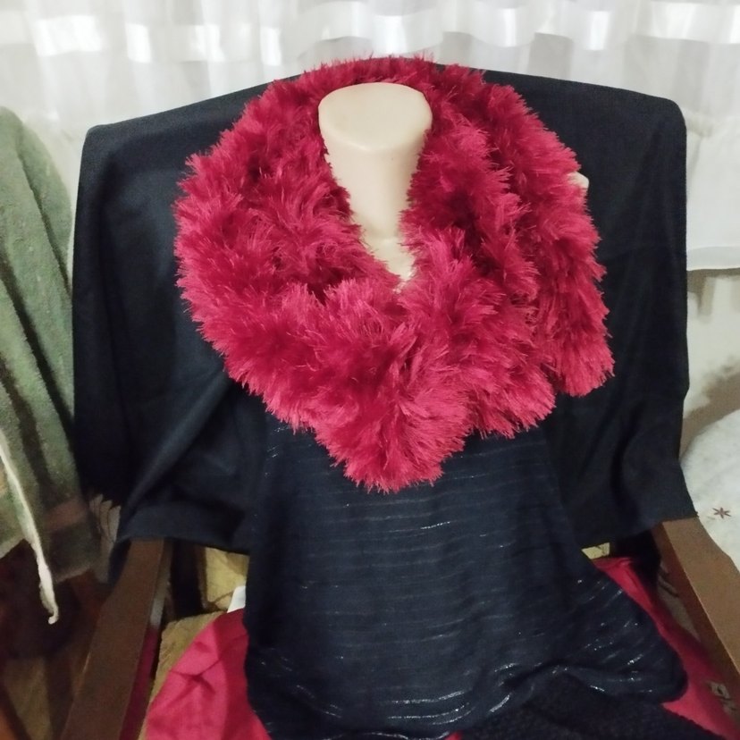 Bordo Kürklü Kadın Şal - Görsel 3