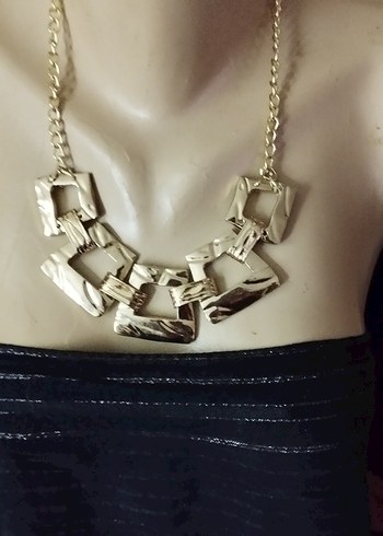 Zincir Detaylı Altın Rengi Midi Kolye - Görsel 2