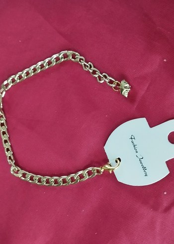 Zincir Detaylı Parlak Altın Bileklik - Görsel 2