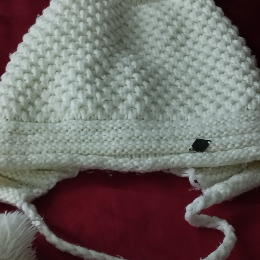 Beyaz Örgü genç kız Bere Ponponlu - Görsel 2