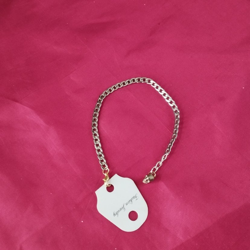 Zincir Detaylı Altın Renk Kadın Bileklik - Görsel 2