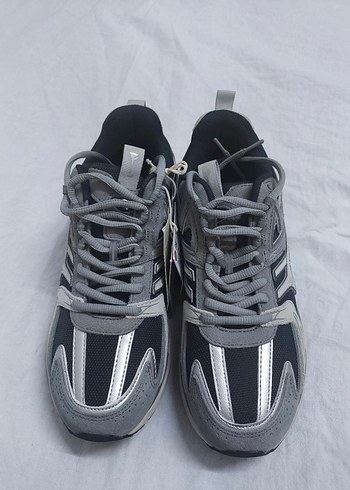 pull and bear often 2 Spor Ayakkabı - Görsel 2