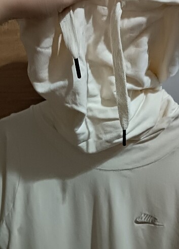 l Beden Nike sweatshirt