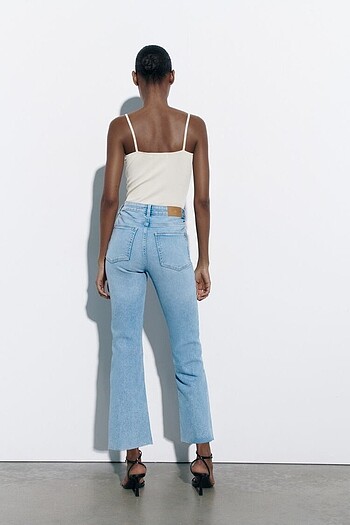 xs Beden mavi Renk Zara Kısa Paça Flare ispanyol paça jean pantolon Z1975 8228/032