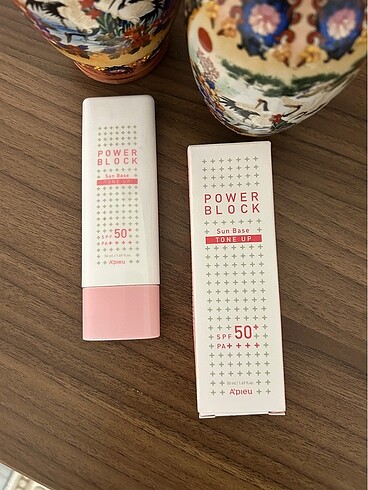 Missha Power Block Aydınlatıcı Güneş Kremi Pembe Alt Tonlu