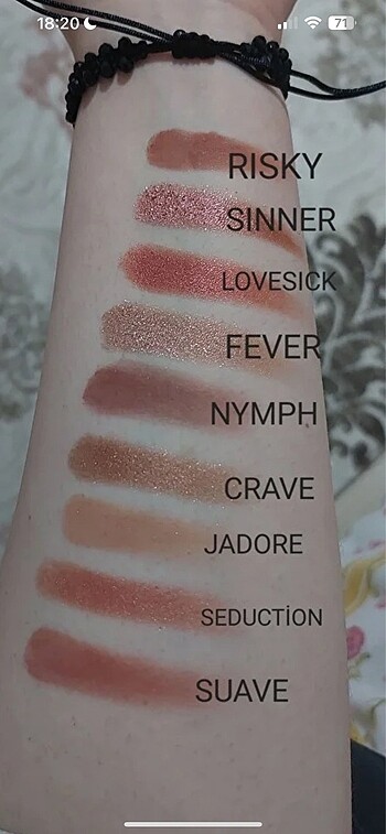 Beden Renk Revolution Forever Flawless Far Paleti
