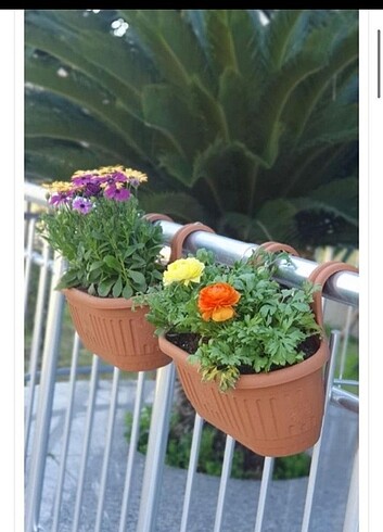 Diğer Askılı balkon saksı çiçek saksısı 
