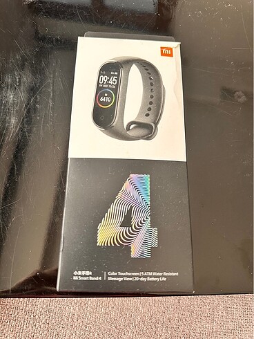 Mi Band 4 2 adet kordon hediyeli