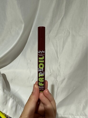nyx fat oil
