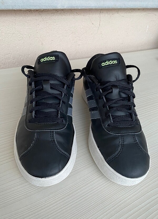 Adidas spor ayakkabı - Görsel 3