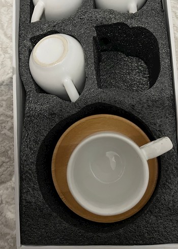 Beyaz Seramik Fincan Seti ve Ahşap Altlık #fincantakımı - Görsel 2