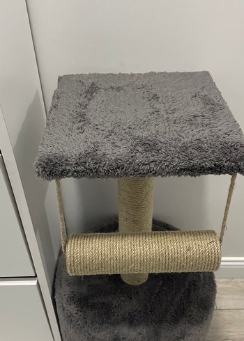 Gri Peluş Kedi Tırmalama ve Oyun Evi - Görsel 3