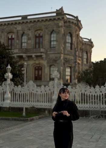 Uzun Siyah Gotik Yüksek Yakalı Elbise - Görsel 4