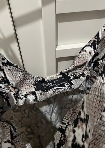 Kadın Gri Yılan Desenli Uzun Elbise - Görsel 3