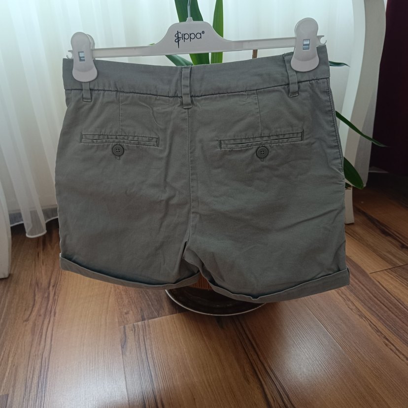 Gri Düğmeli Mini Şort - Görsel 3