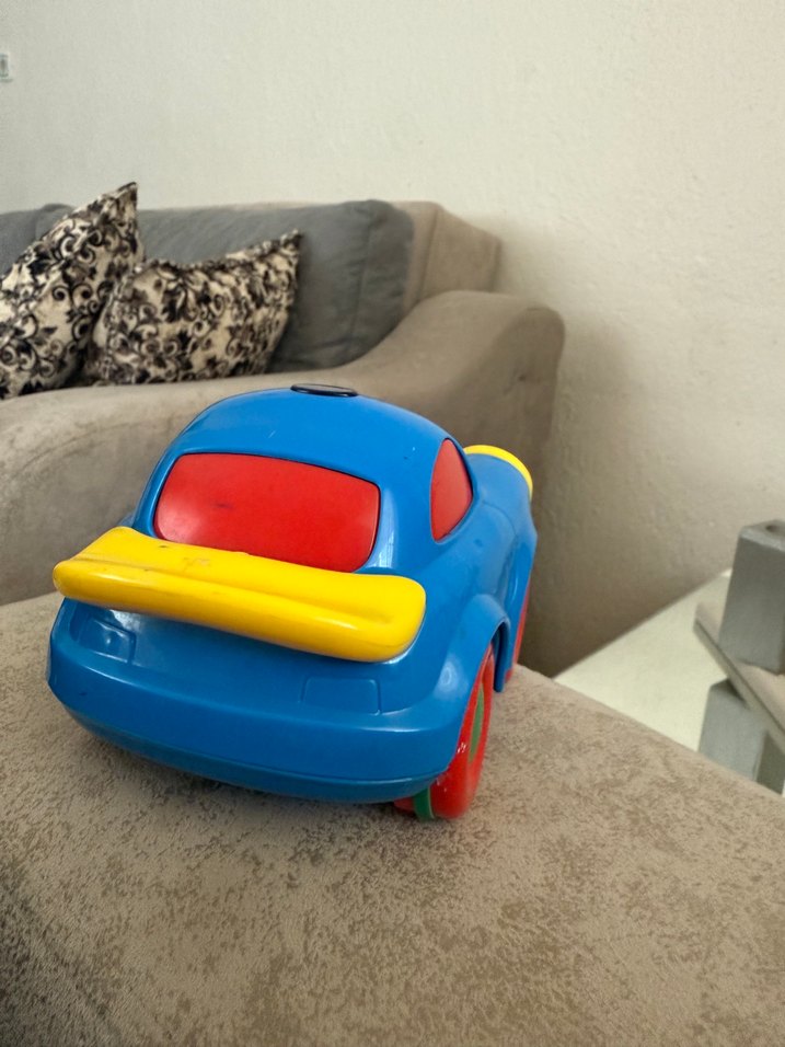 Caillou orijinal araba - Görsel 4