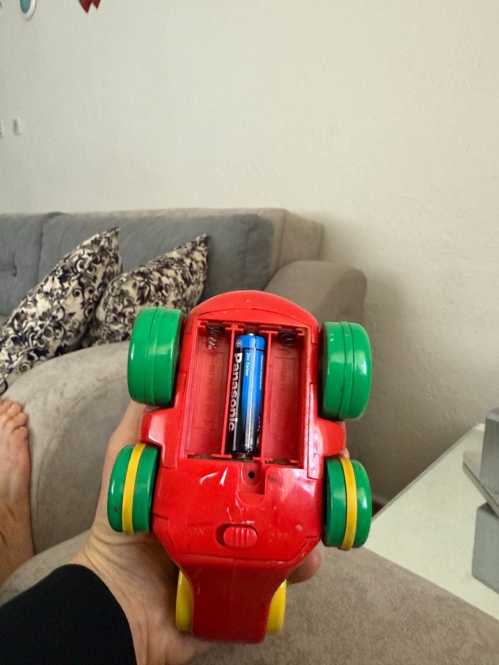 Caillou Oyuncak Helikopter Arabası - Görsel 4