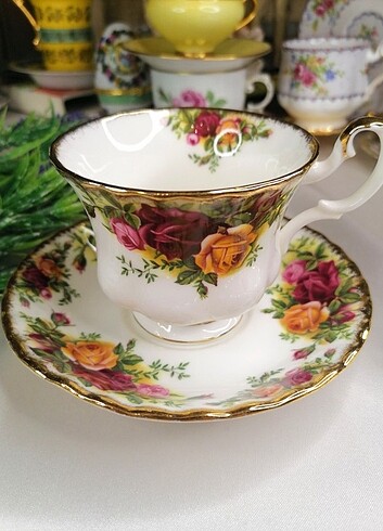 Royal albert Old country Roses çay fincanı 