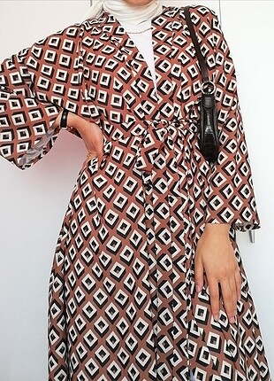 Desenli kimono 