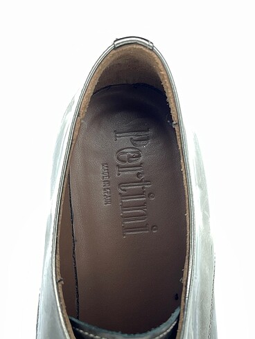39 Beden çeşitli Renk PreLoved Oxford %70 İndirimli.